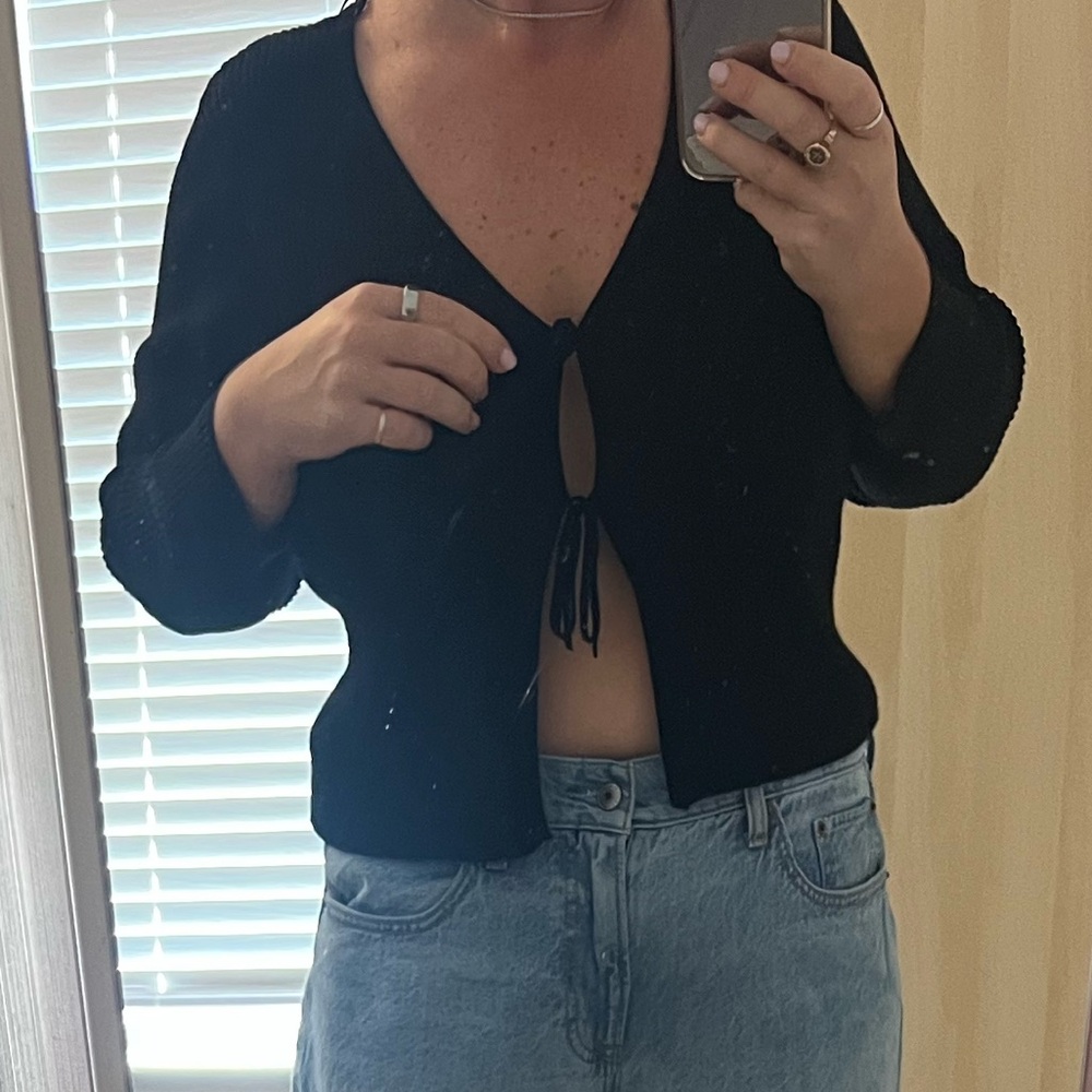 Danielle Bernstein Black Ribbed Top - image 2